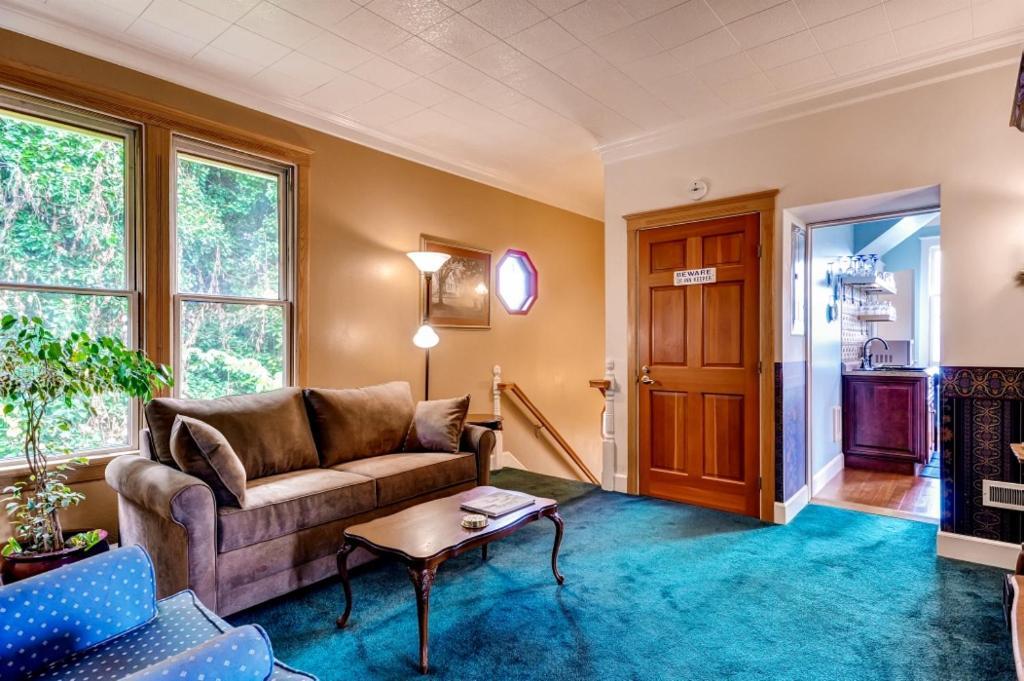 Astoria Painted Lady Historic Apt With River View! Exteriér fotografie