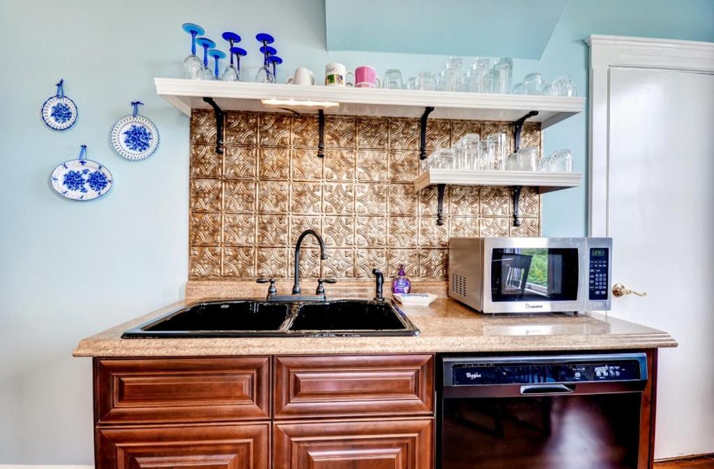 Astoria Painted Lady Historic Apt With River View! Exteriér fotografie